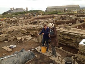  Dr Lisa Marie Shillito discussing sampling strategy at the Ness of Brodgar