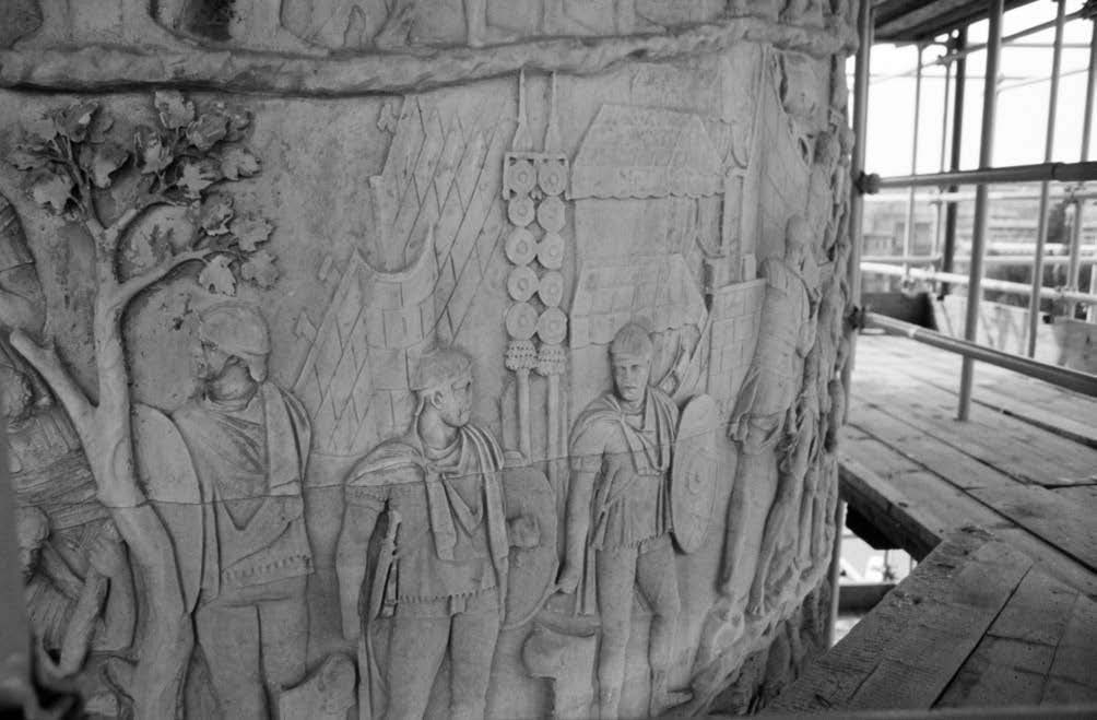 Relief of a camp on Trajan’s Column.A clavicula gate is depicted on the left of the image, and officers’ tents within the camp to the right